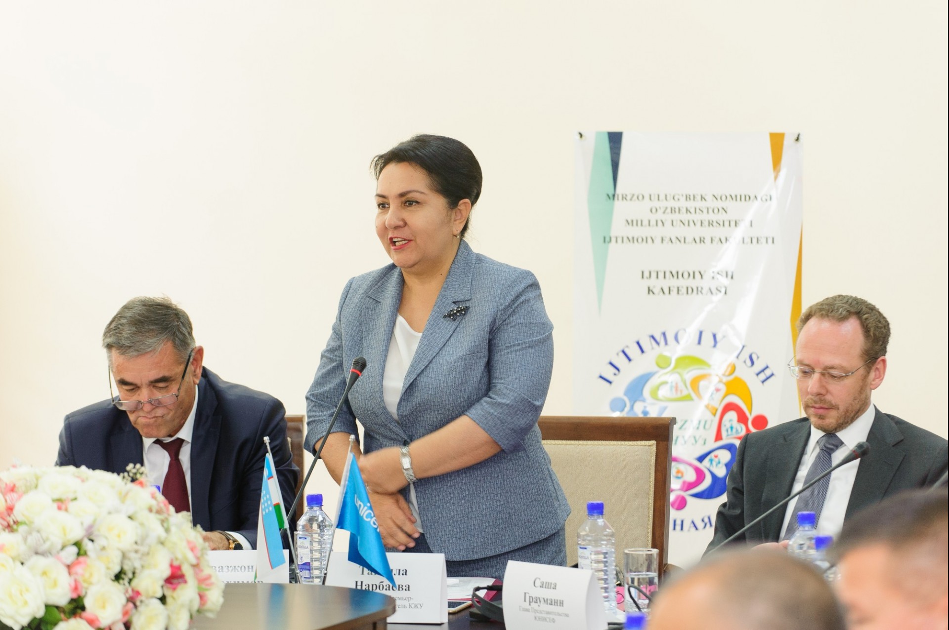 Ms. Tanzila Narbaeva, Deputy Prime-Minister, Chairperson of the Women’s Committee of Uzbekistan; Mr. Sascha Graumann, UNICEF Representative in Uzbekistan